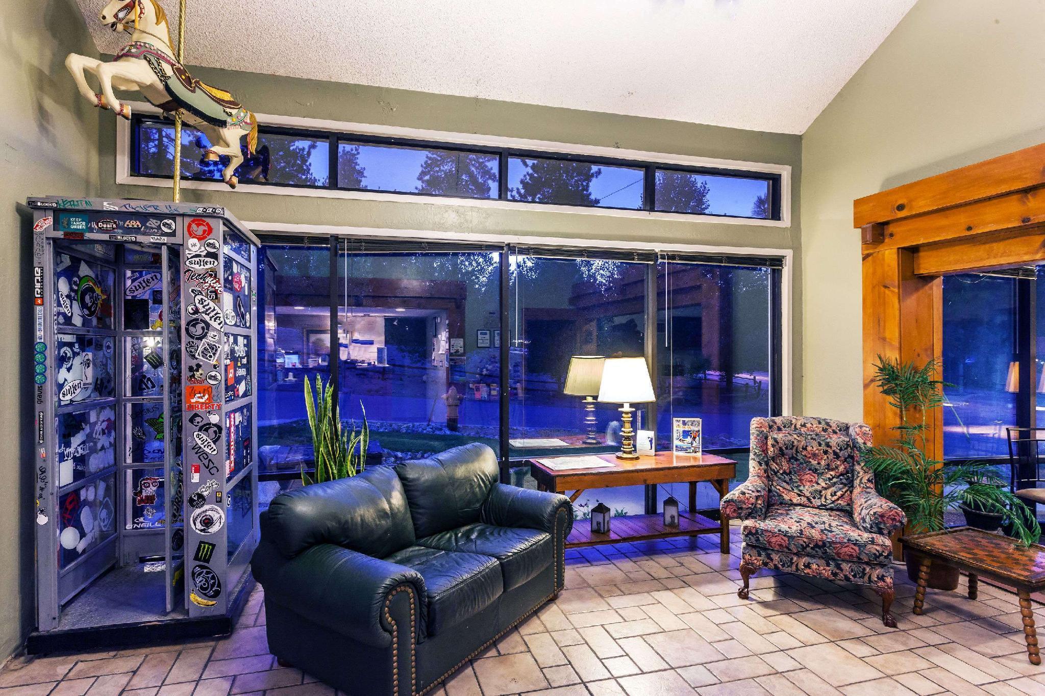 Travelodge By Wyndham Big Bear Lake Ca Exterior photo